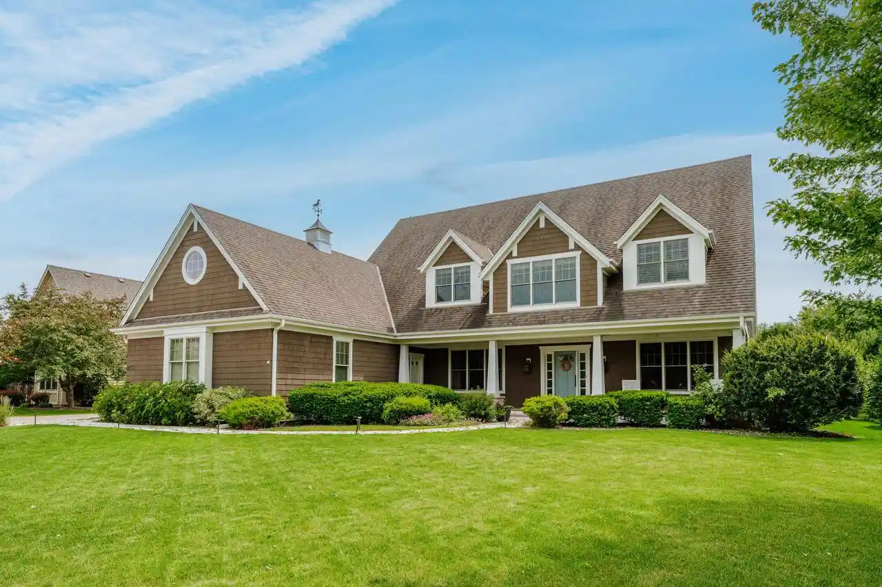 1st image of N74w16173 Stonewood Dr Dr, Menomonee Falls, WI 53051 | MLS# 1967770