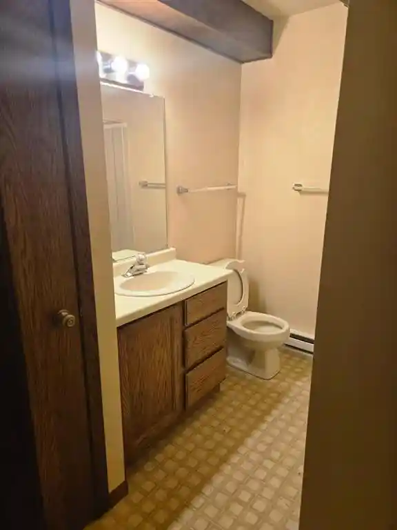 3rd image of 816-818 Dorbe Street Street #1-2, Eau Claire, WI 54701 | MLS# 1602363