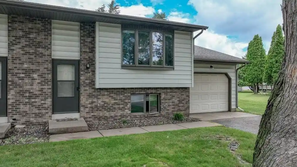 5th image of 816-818 Dorbe Street Street #1-2, Eau Claire, WI 54701 | MLS# 1602363