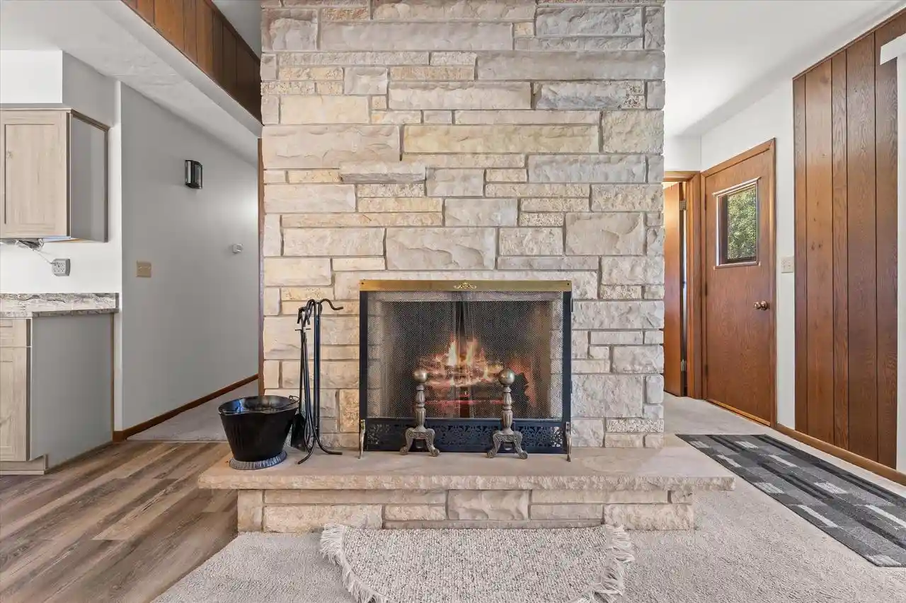 Homes for sale in South Milwaukee, WI | 1610 Hickory Street Street, South Milwaukee, WI 53172 | MLS# 1967790
