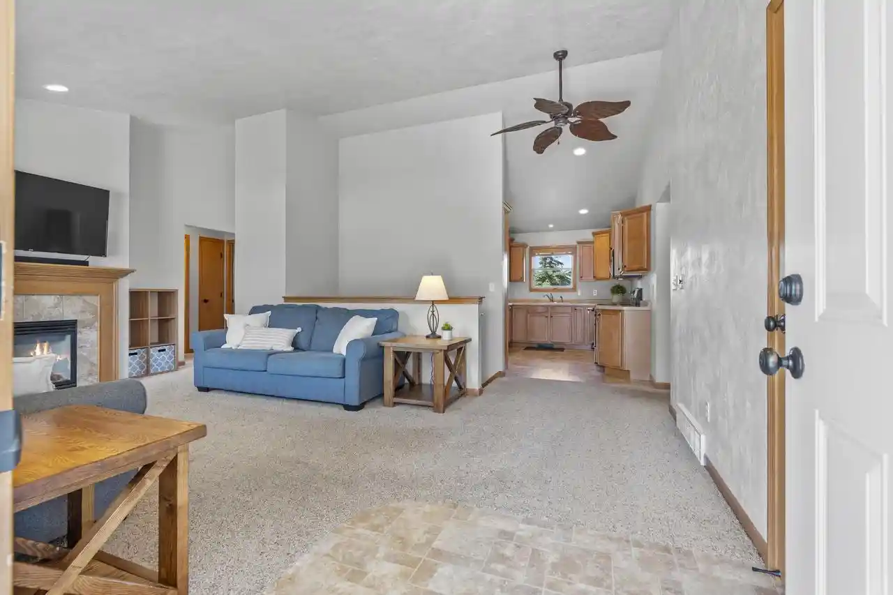 Homes for sale in Greenville, WI | W6432 Rocky Mountain Dr Dr, Greenville, WI 54942 | MLS# 50327588
