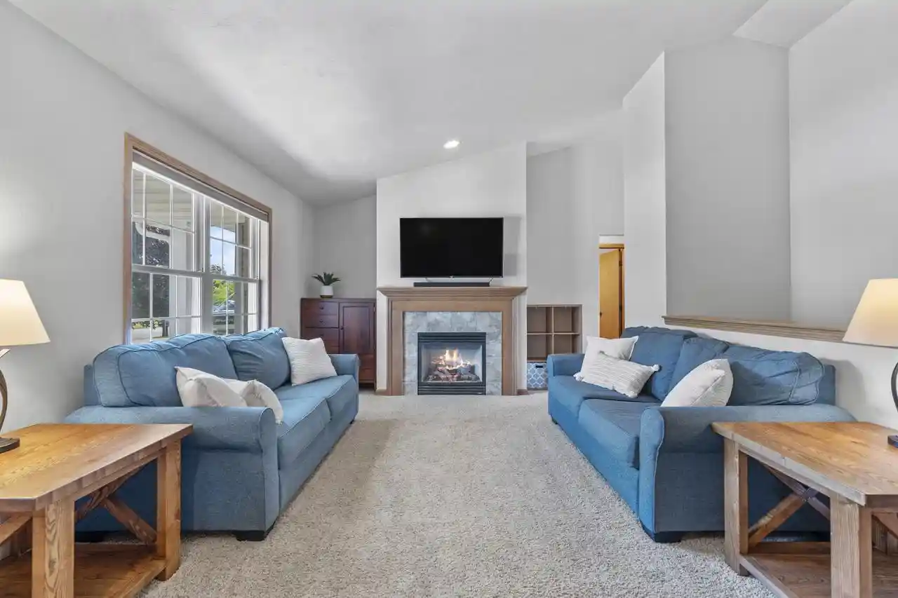 Homes for sale in Greenville, WI | W6432 Rocky Mountain Dr Dr, Greenville, WI 54942 | MLS# 50327588