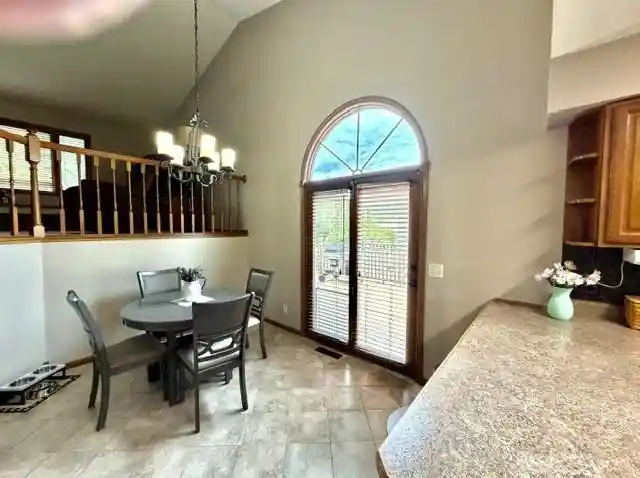 4th image of 3210 Thornton Dr Dr, Janesville, WI 53548 | MLS# 2026089