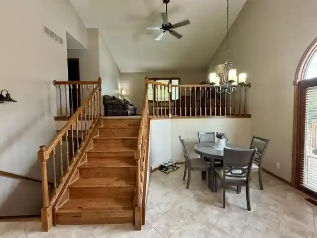 5th image of 3210 Thornton Dr Dr, Janesville, WI 53548 | MLS# 2026089