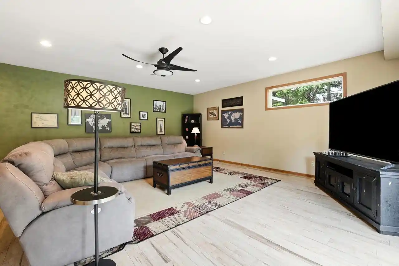 2nd image of 308 Ann Dr Dr, Stevens Point, WI 54482 | MLS# 22602768