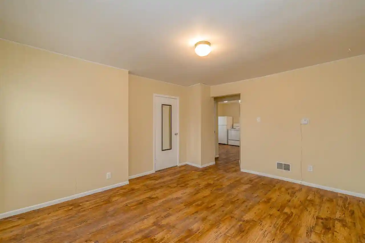 4th image of 15 6Th Street Street, Fond Du Lac, WI 54935 | MLS# 50327584