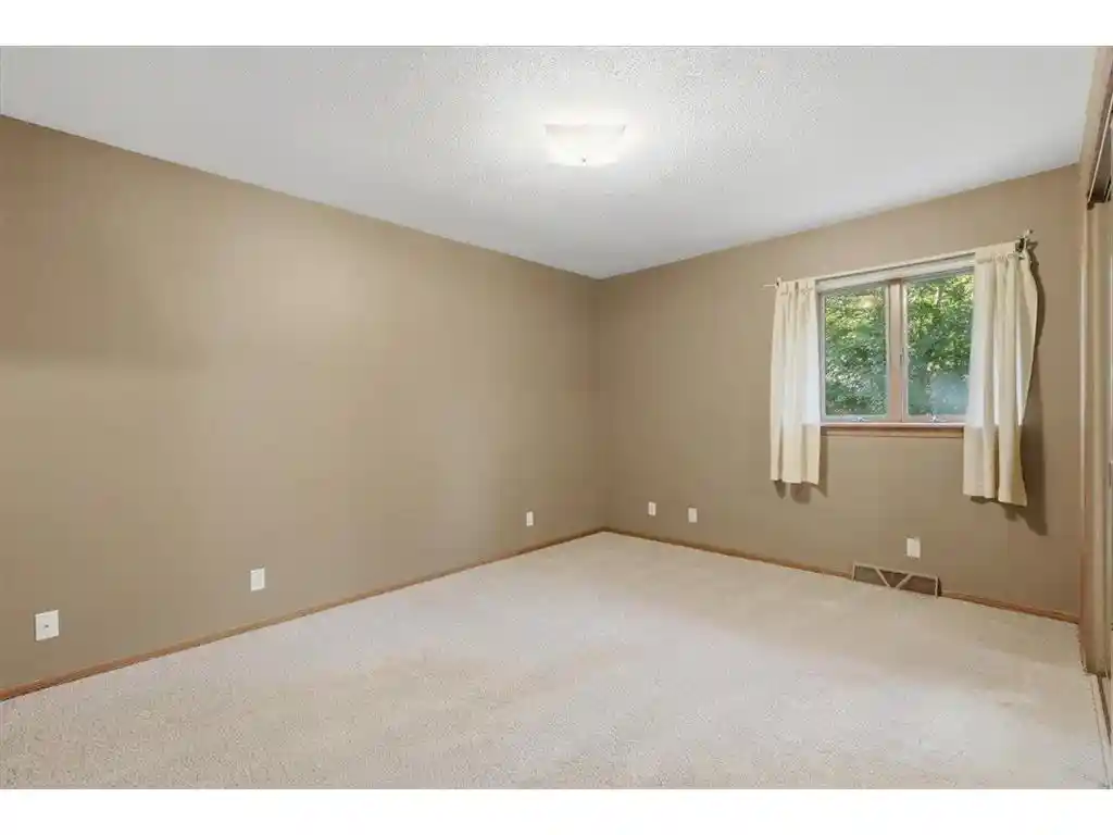 Photo 3 of Single family home for sale at 2079 Asplund Road Road, New Richmond, WI 54017 | MLS# 7094910 | Listing updated on 2026-09-10