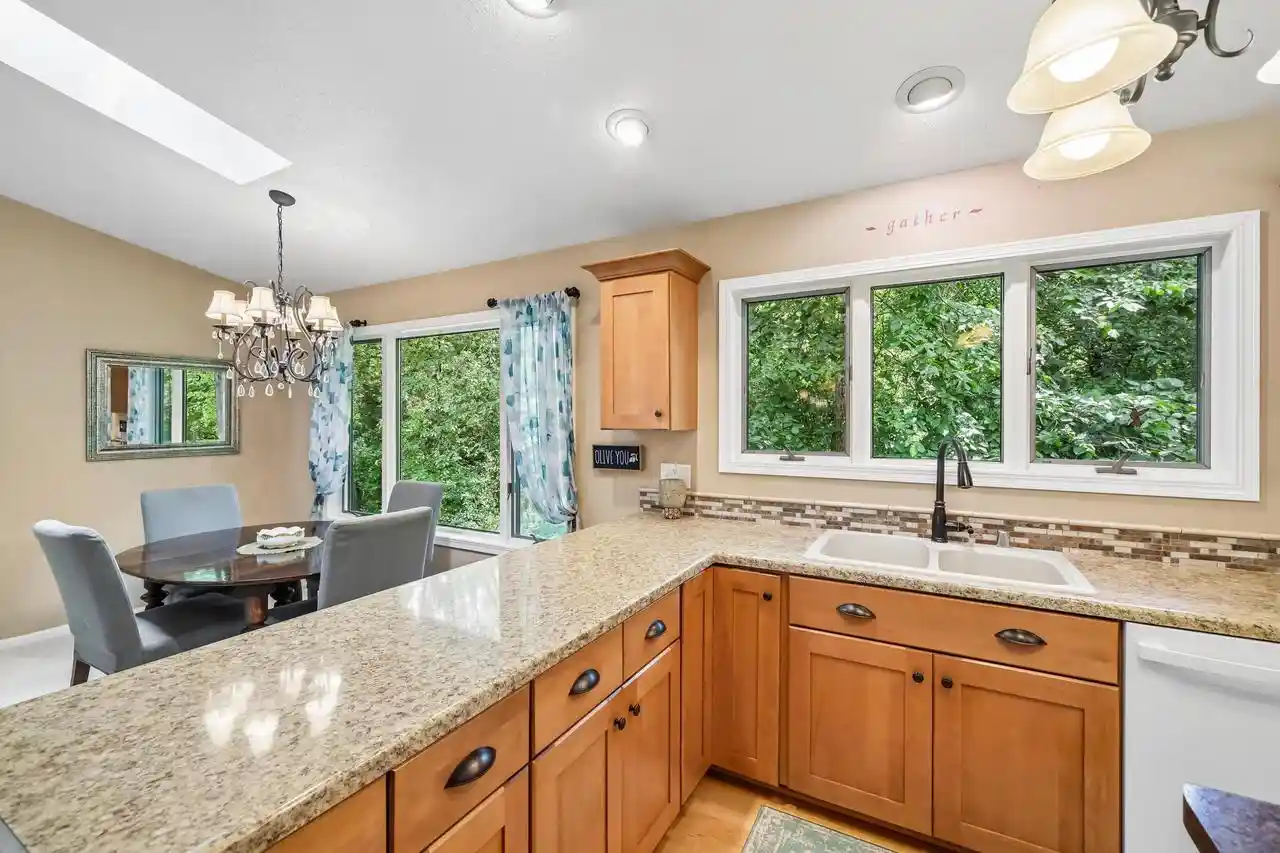 4th image of 501 Allen Street Street, Cambridge, WI 53523 | MLS# 2026102