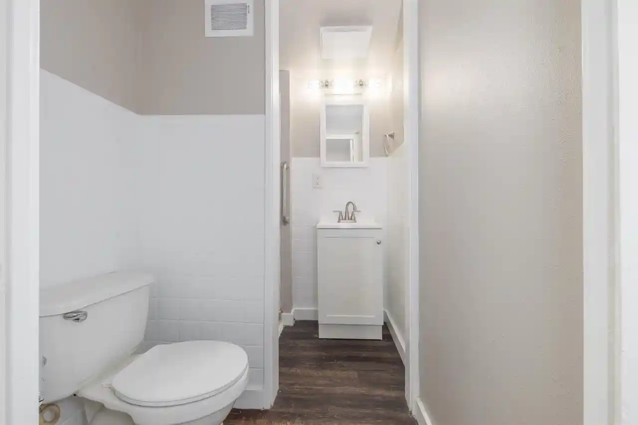 2nd image of 17 6th Street Street, Fond Du Lac, WI 54935 | MLS# 50327598