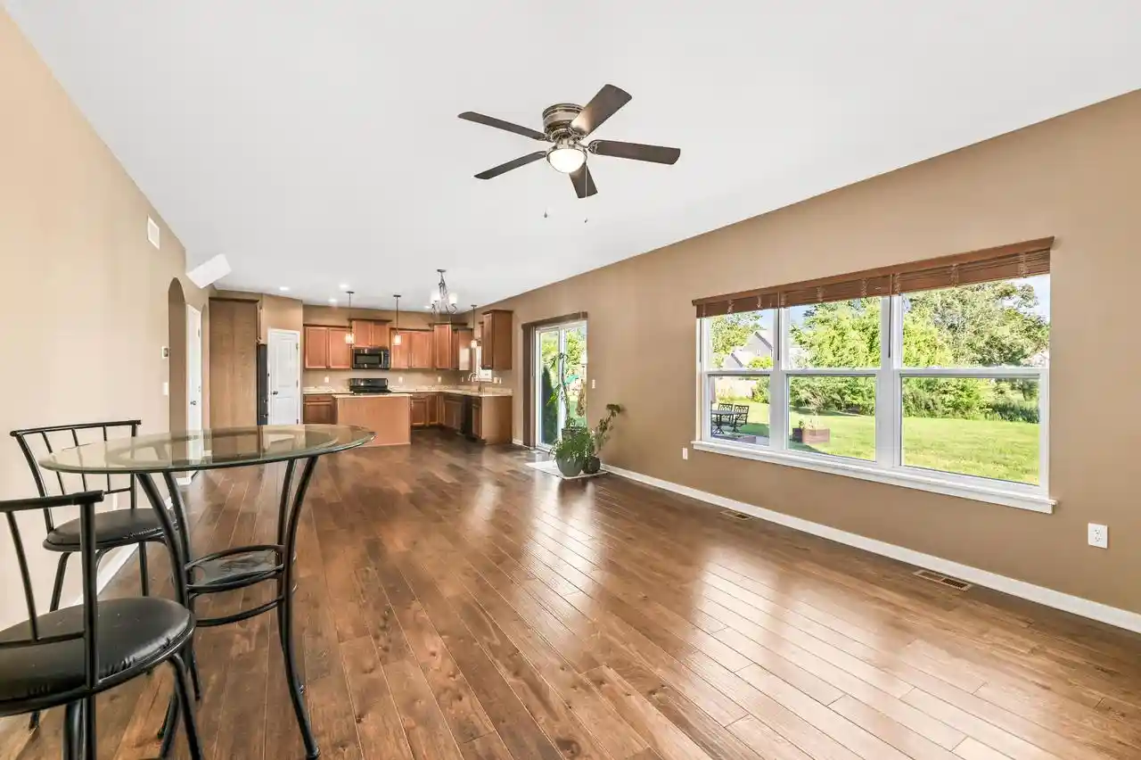 4th image of 1433 Isabel Lane Lane, Burlington, WI 53105 | MLS# 1967829