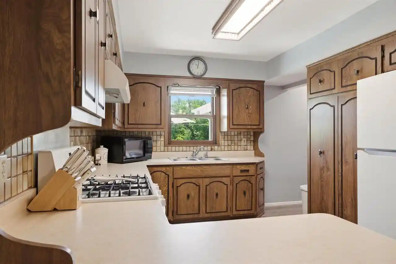 Homes for sale in Franklin, WI | 11610 Sunnybrook Road Road, Franklin, WI 53132 | MLS# 1967839
