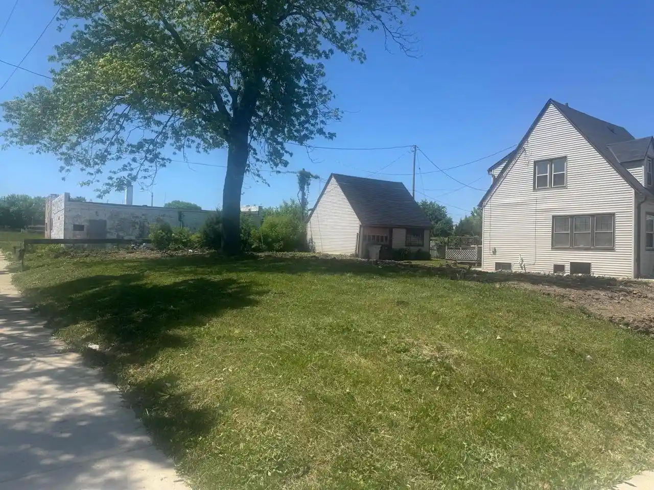 Photo 2 of Land for sale at 3803 N 7th Street Street, Milwaukee, WI 53212 | MLS# 1967853 | Listing updated on 2026-08-28