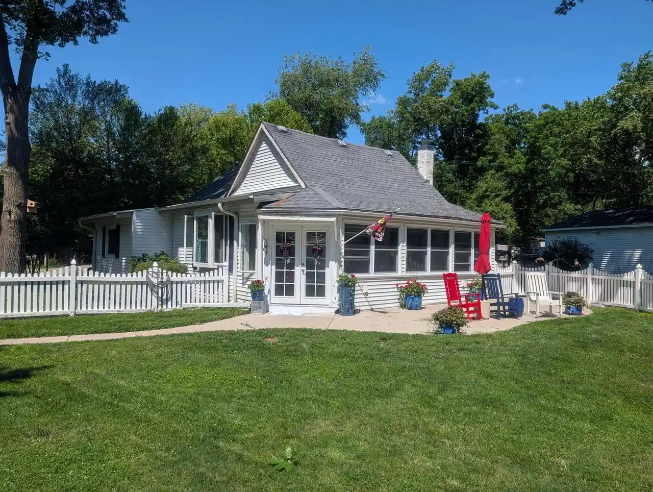 Photo 1 of Single family home for sale at 2432 North Shore Dr Dr, Delavan, WI 53115 | MLS# 1967852 | Listing updated on 2026-09-07
