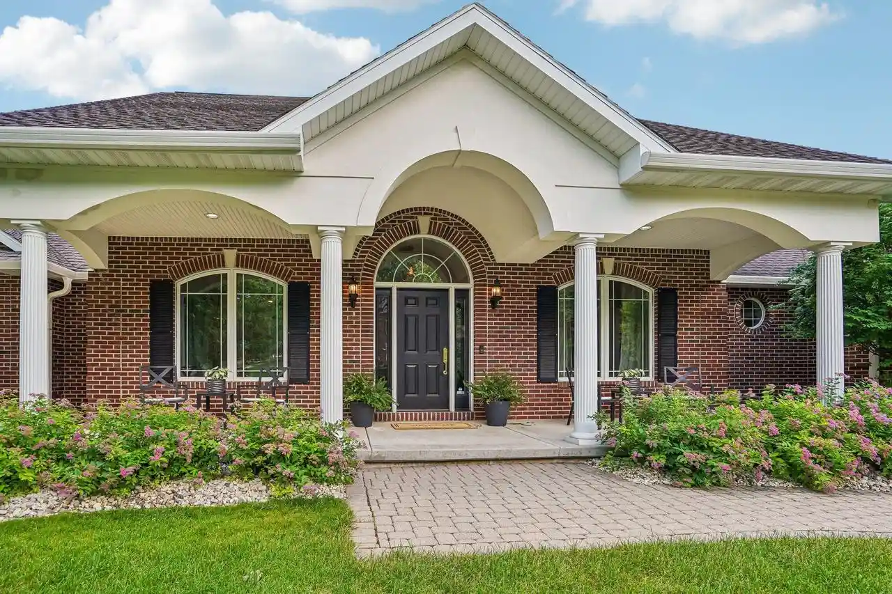 1st image of 8801 Fairway Oaks Dr Dr, Verona, WI 53593 | MLS# 2026112