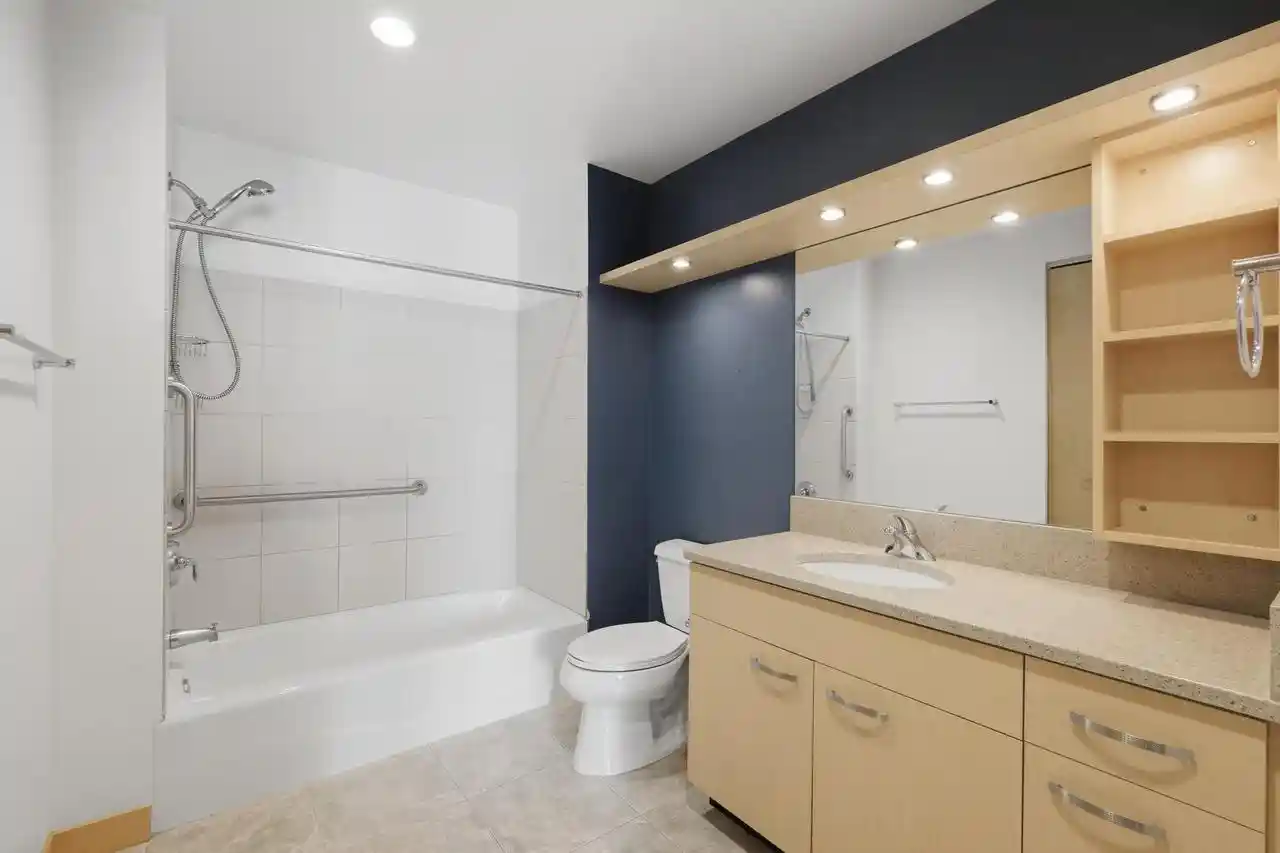 5th image of 309 W Washington Avenue Avenue #412, Madison, WI 53703 | MLS# 2026113