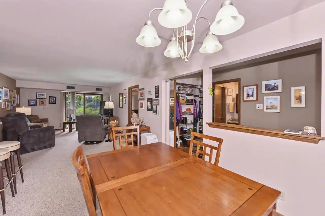 Homes for sale in Glendale, WI | 2101 W Good Hope Road Road #111, Glendale, WI 53209 | MLS# 1967864