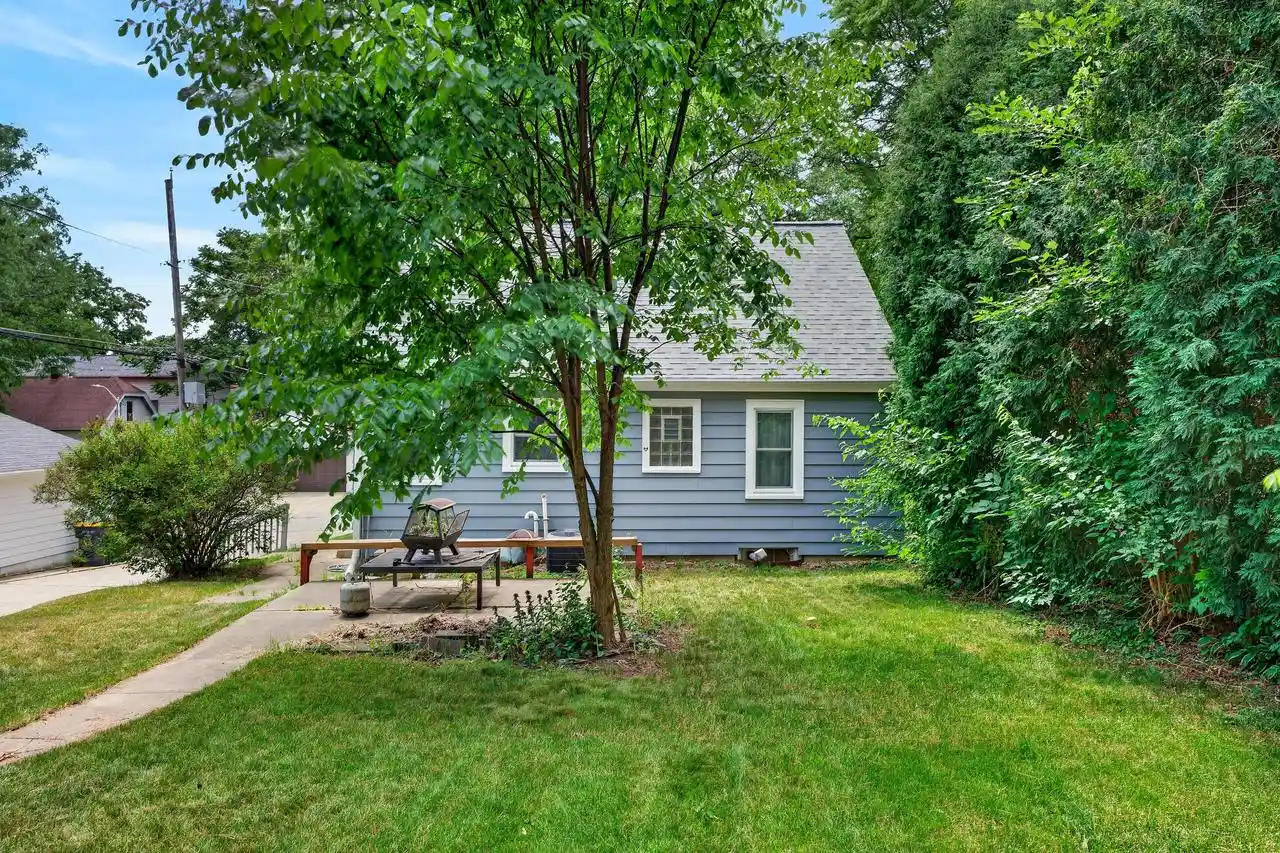 2nd image of 9020 W Vincent Pl Pl, Milwaukee, WI 53214 | MLS# 1967868