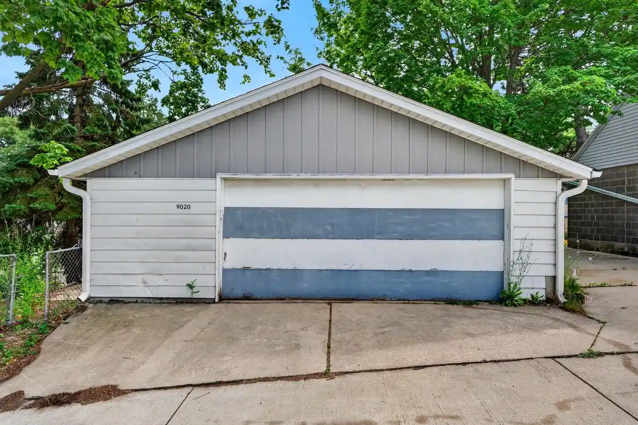 29th image of 9020 W Vincent Pl Pl, Milwaukee, WI 53214 | MLS# 1967868