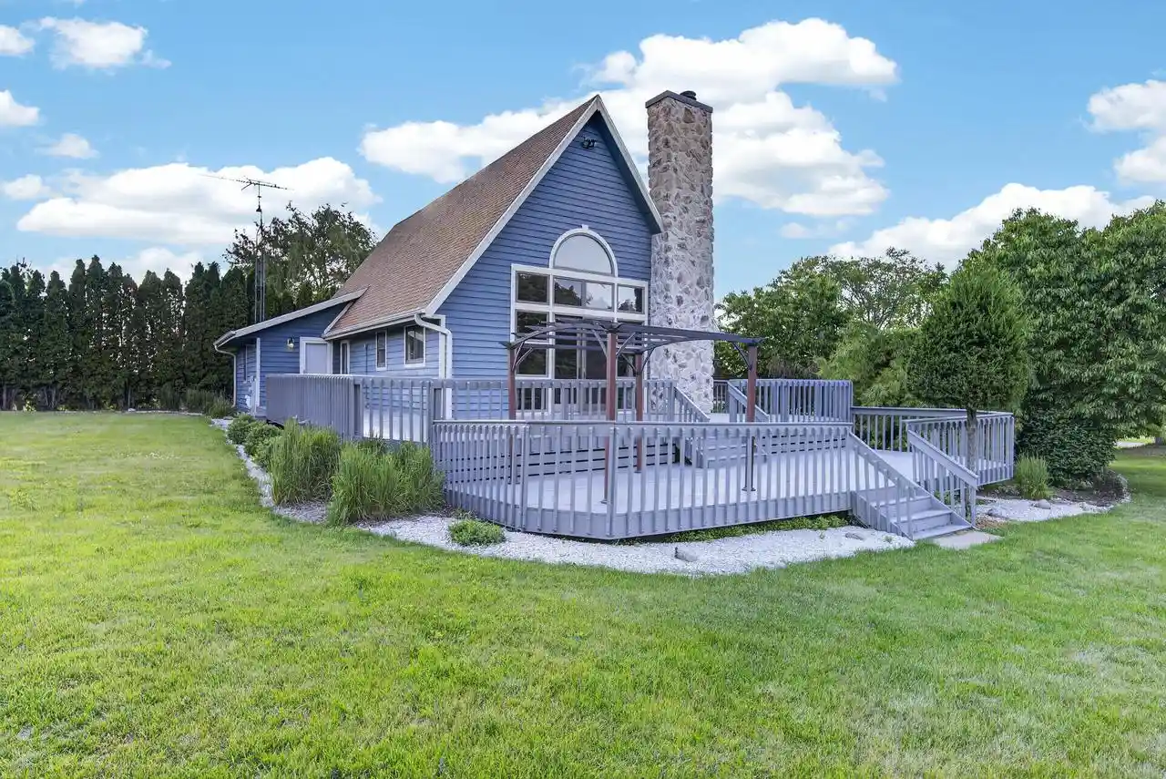 1st image of 3829 Sheridan Avenue Avenue, Sheboygan, WI 53081 | MLS# 1967869