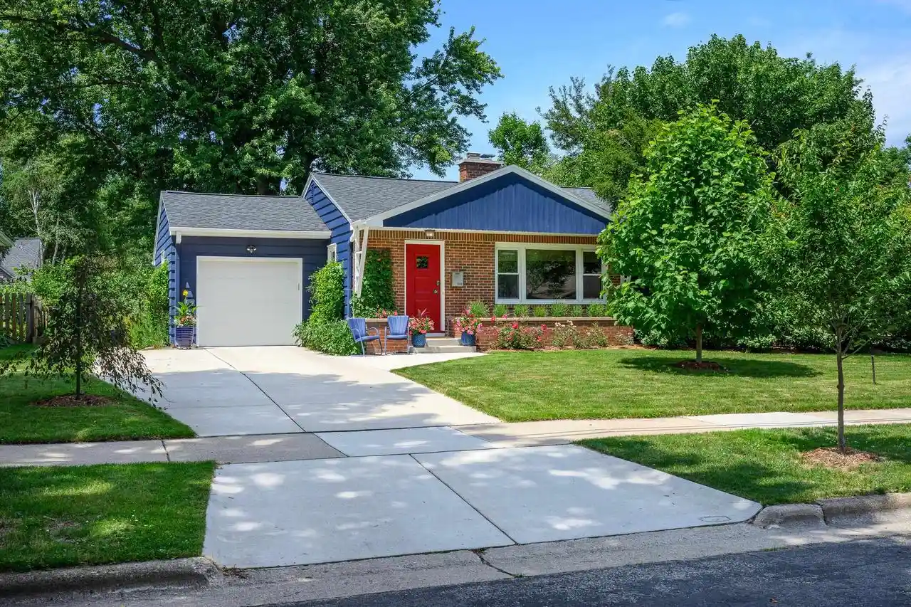 1st image of 526 Woodside Terrace Terrace, Madison, WI 53711 | MLS# 2026120