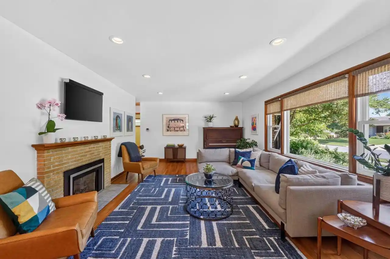 2nd image of 526 Woodside Terrace Terrace, Madison, WI 53711 | MLS# 2026120