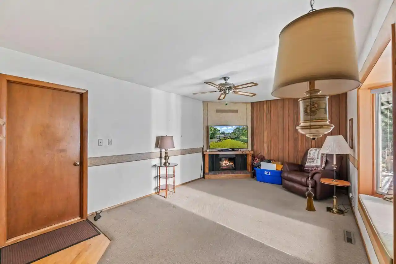 Homes for sale in Colgate, WI | 632 Highland Dr Dr, Colgate, WI 53017 | MLS# 1967872