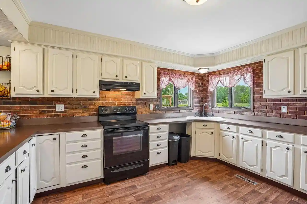 2nd image of 513 S Waterloo Street Street, Columbus, WI 53925 | MLS# 2026123