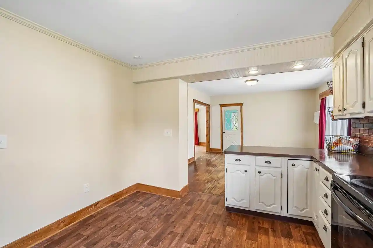 3rd image of 513 S Waterloo Street Street, Columbus, WI 53925 | MLS# 2026123