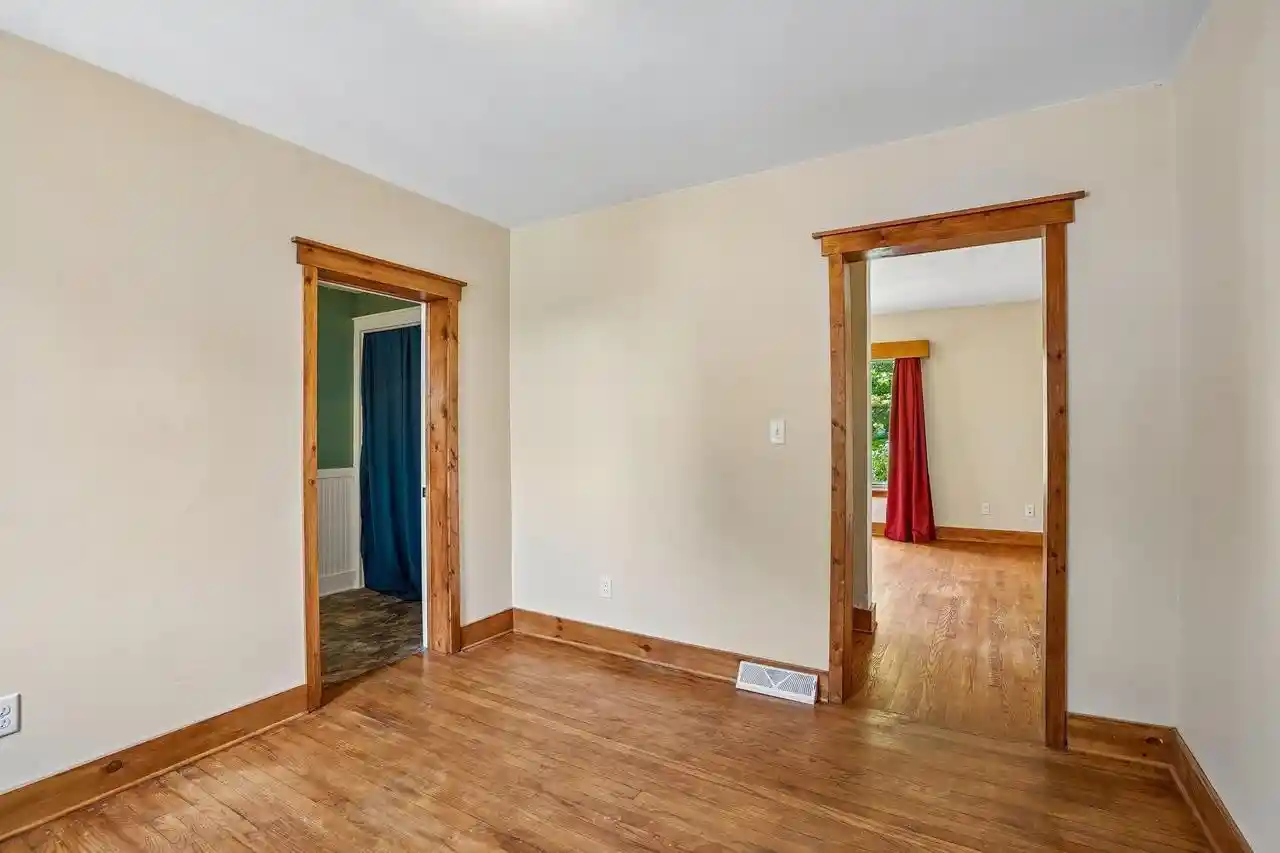 5th image of 513 S Waterloo Street Street, Columbus, WI 53925 | MLS# 2026123
