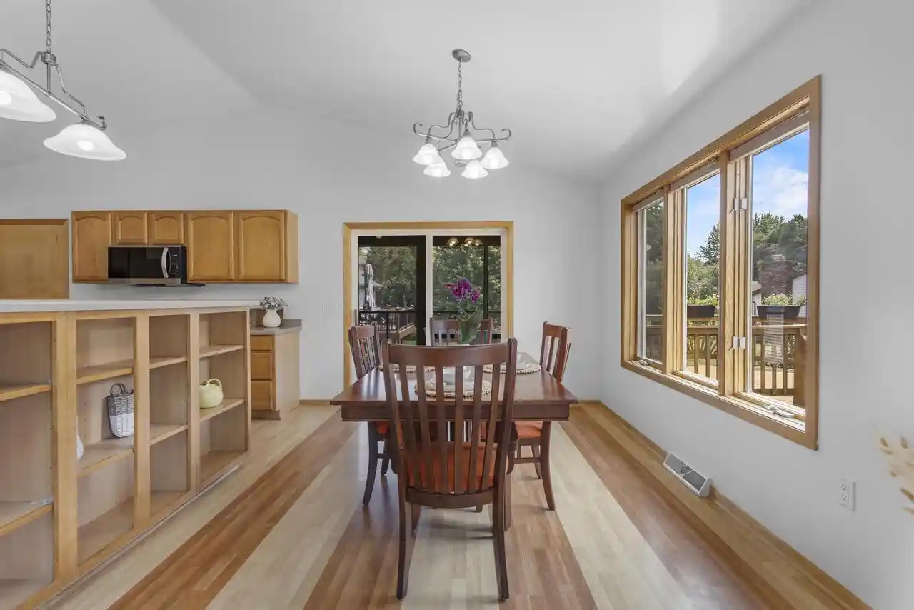 2nd image of 5605 Black Walnut Court Court, Mcfarland, WI 53558 | MLS# 2026128