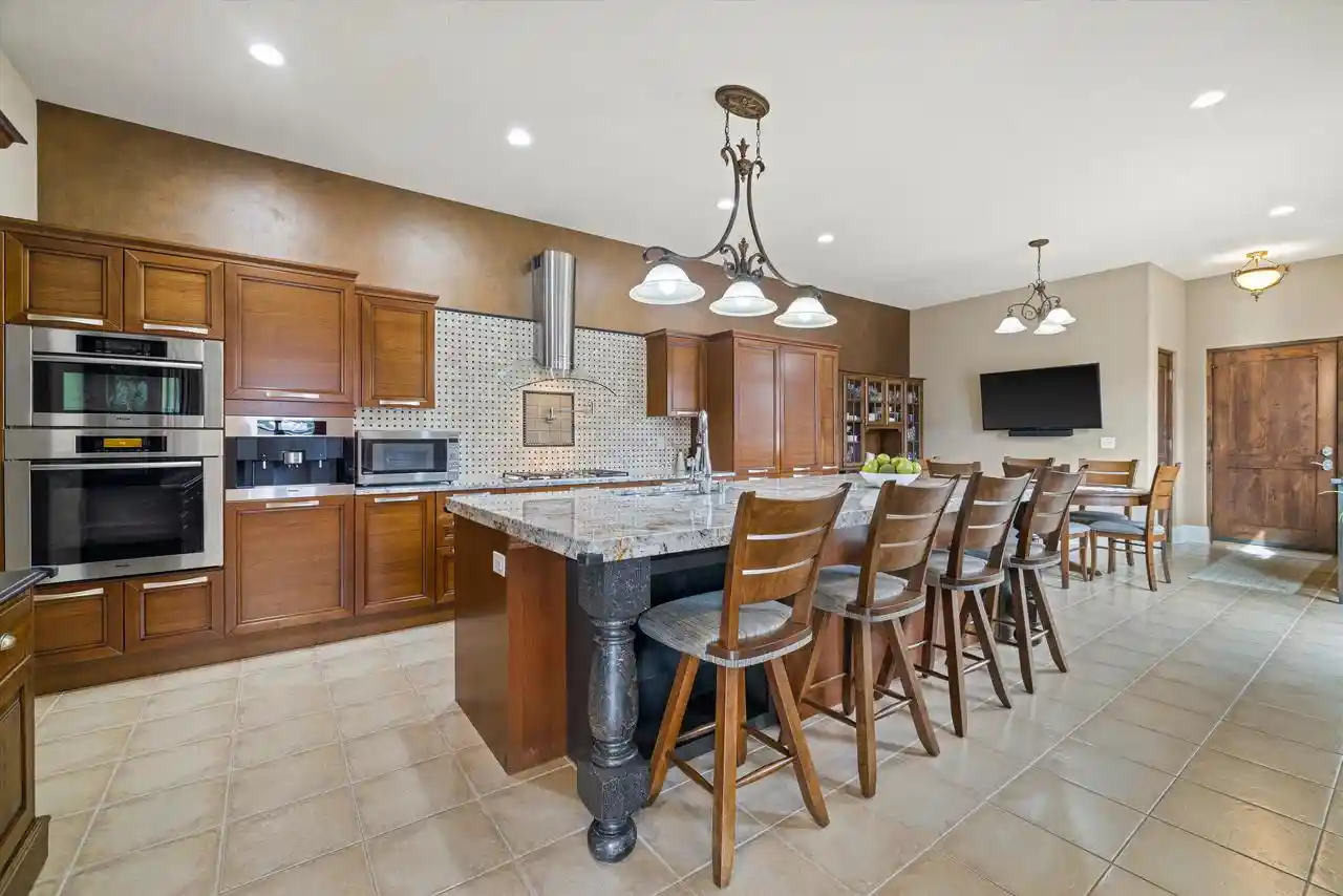 3rd image of 1620 St Andrews Dr Dr #13, Oconomowoc, WI 53066 | MLS# 1967881