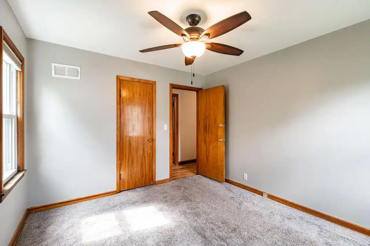Homes for sale in South Milwaukee, WI | 640 Park Avenue Avenue, South Milwaukee, WI 53172 | MLS# 1967897