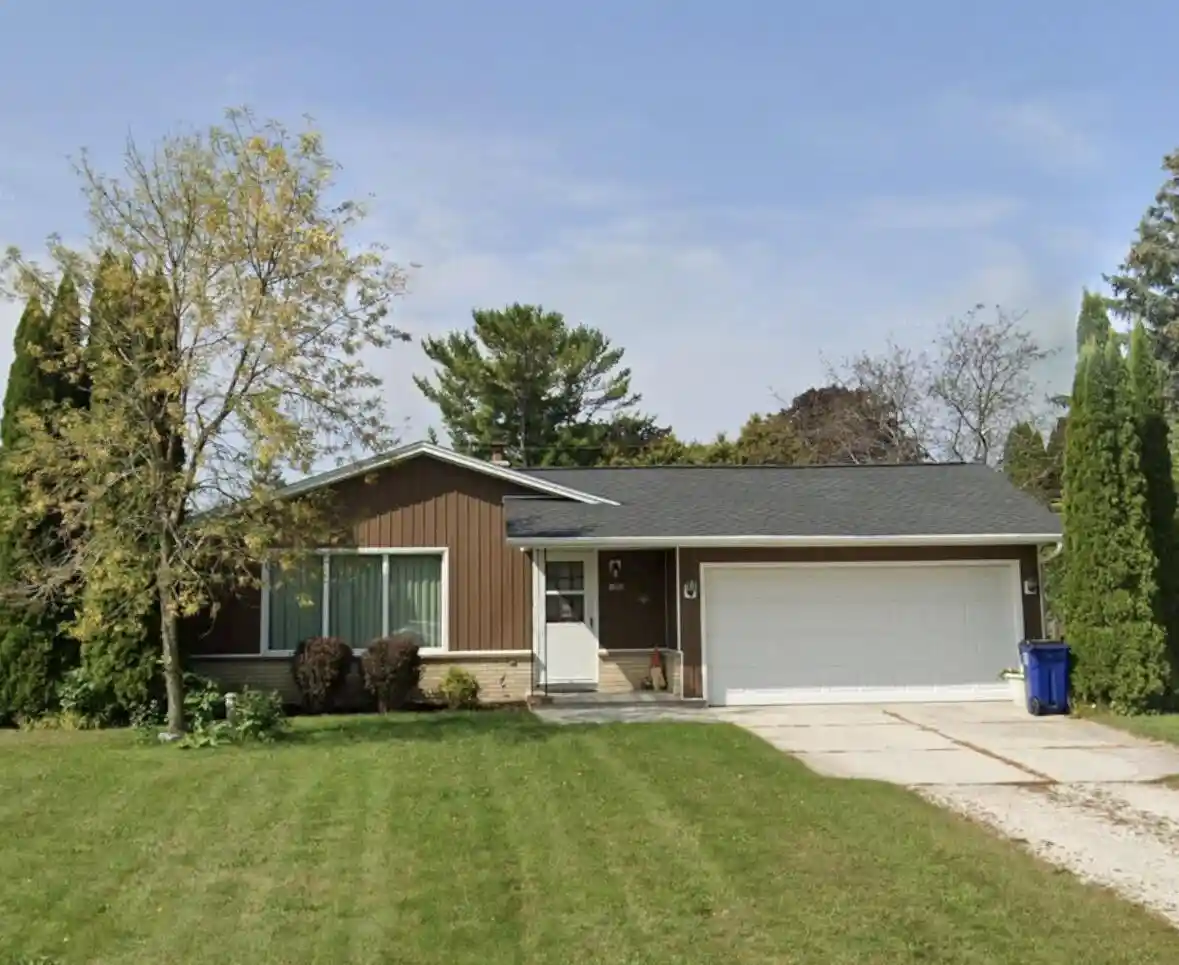 1st image of 4302 E Parke Ridge Lane Lane, Sheboygan, WI 53083 | MLS# 1967936