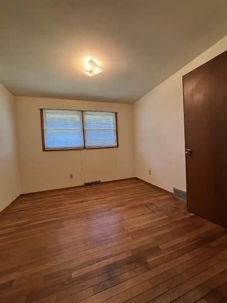 2nd image of 4302 E Parke Ridge Lane Lane, Sheboygan, WI 53083 | MLS# 1967936