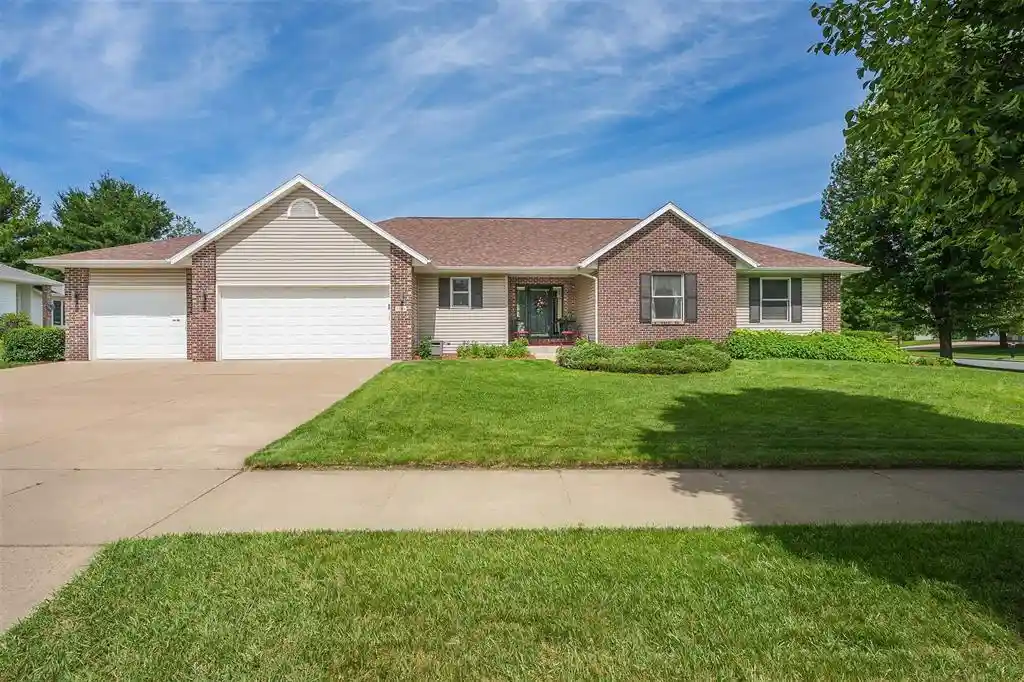 1st image of 3804 Harvard Lane Lane, Eau Claire, WI 54701 | MLS# 1602319