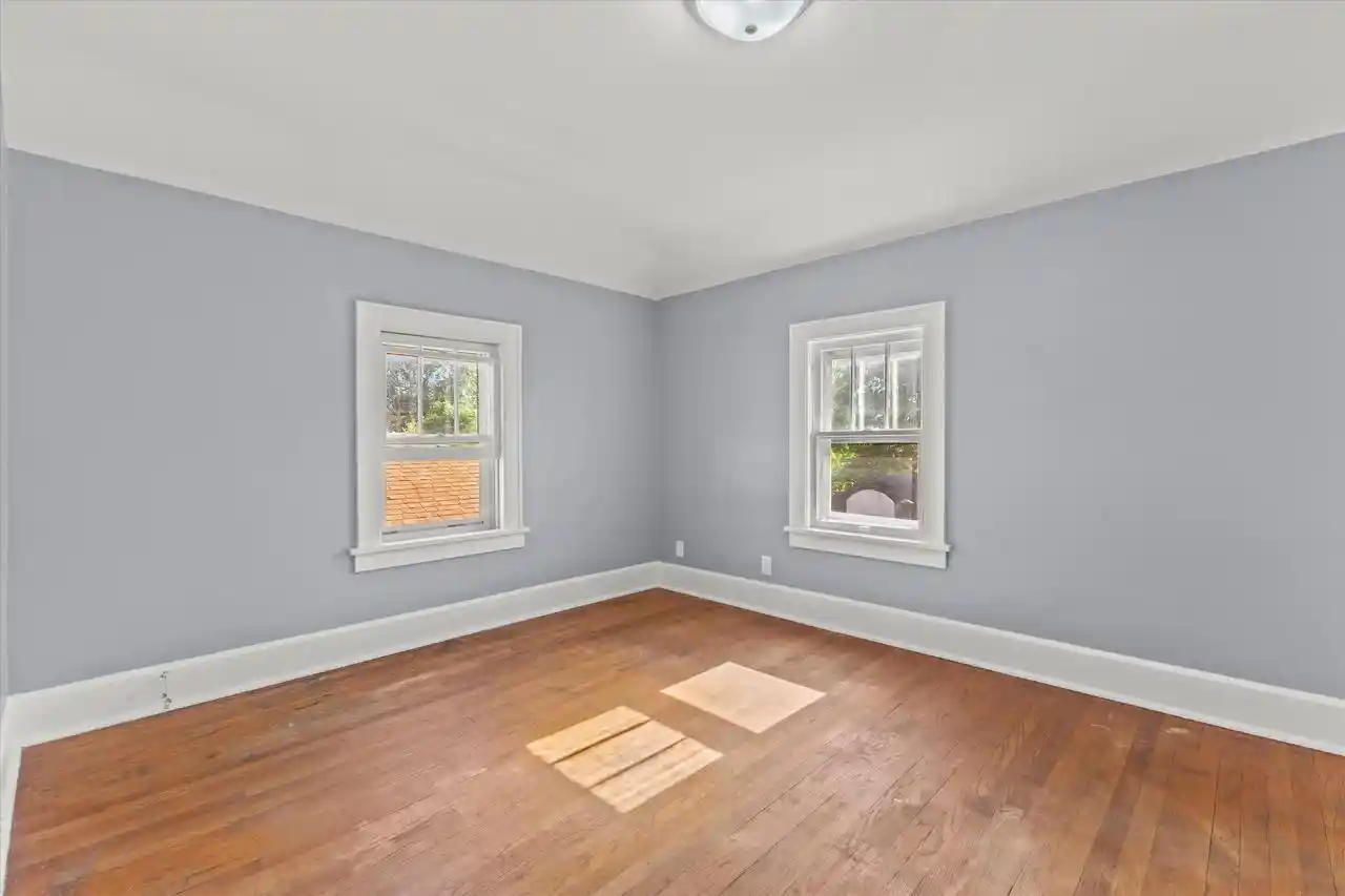 Photo 4 of Single family home for sale at 2213 Carlilse Avenue Avenue, Racine, WI 53404 | MLS# 1967949 | Listing updated on 2026-08-26