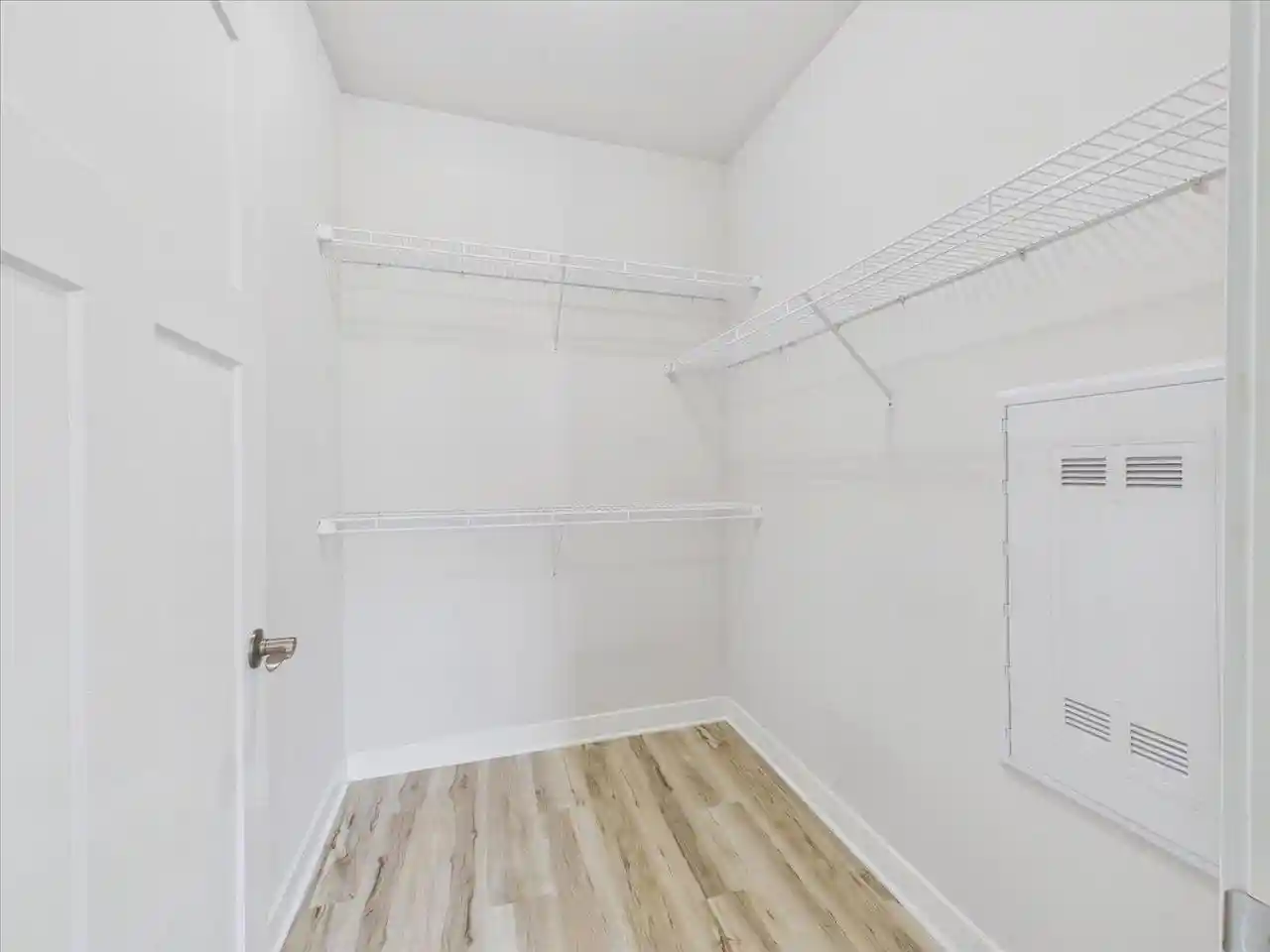 4th image of 1501 N Windsor Avenue Avenue #203, Cottage Grove, WI 53527 | MLS# 2026149