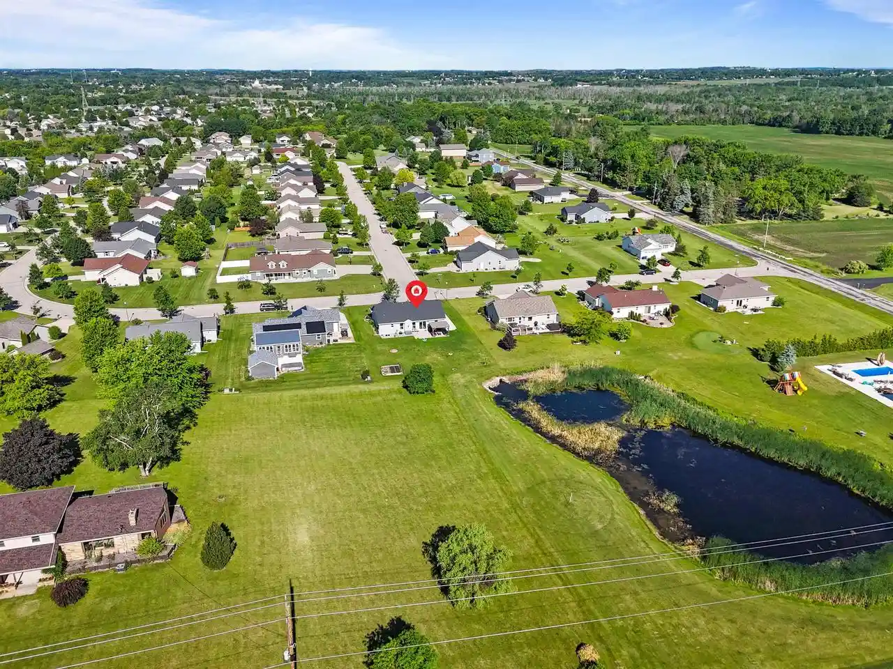 Homes for sale in Greenville, WI | W6115 Sherwood Point Dr Dr, Greenville, WI 54942 | MLS# 50327613