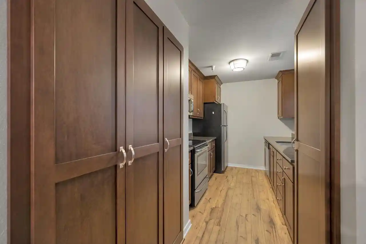 Homes for sale in Green Bay, WI | 118 S Washington Street Street, Green Bay, WI 54301 | Houzeo