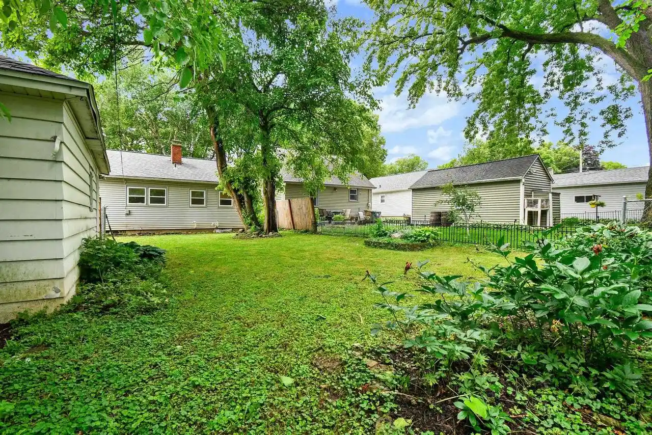 35th image of 1914 Boyd Avenue Avenue, Madison, WI 53704 | MLS# 2026159