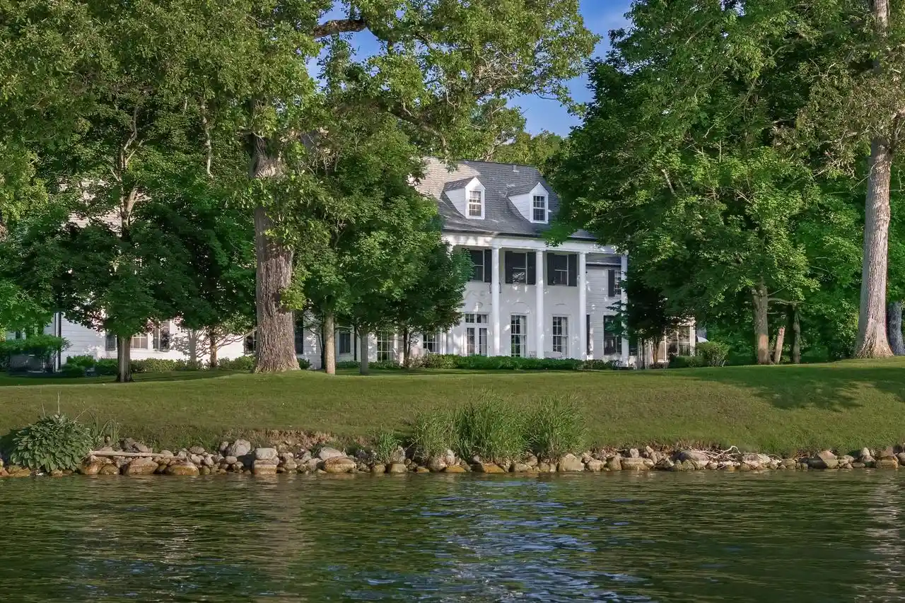 1st image of W3150 S Lakeshore Dr Dr #W3146, Lake Geneva, WI 53147 | MLS# 1967969