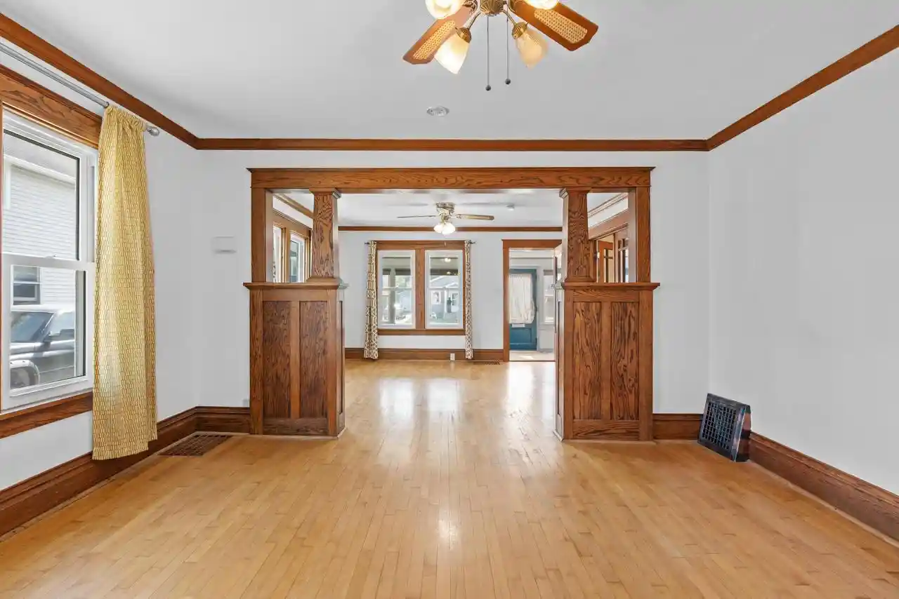 2nd image of 1406 Walnut Street Street, Oshkosh, WI 54901 | MLS# 50327661