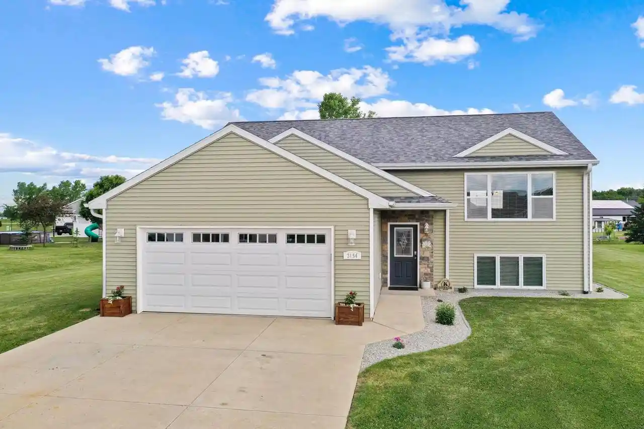 Homes for sale in Brillion, WI | W2154 Tim Dr Dr, Brillion, WI 54110 | MLS# 50327660