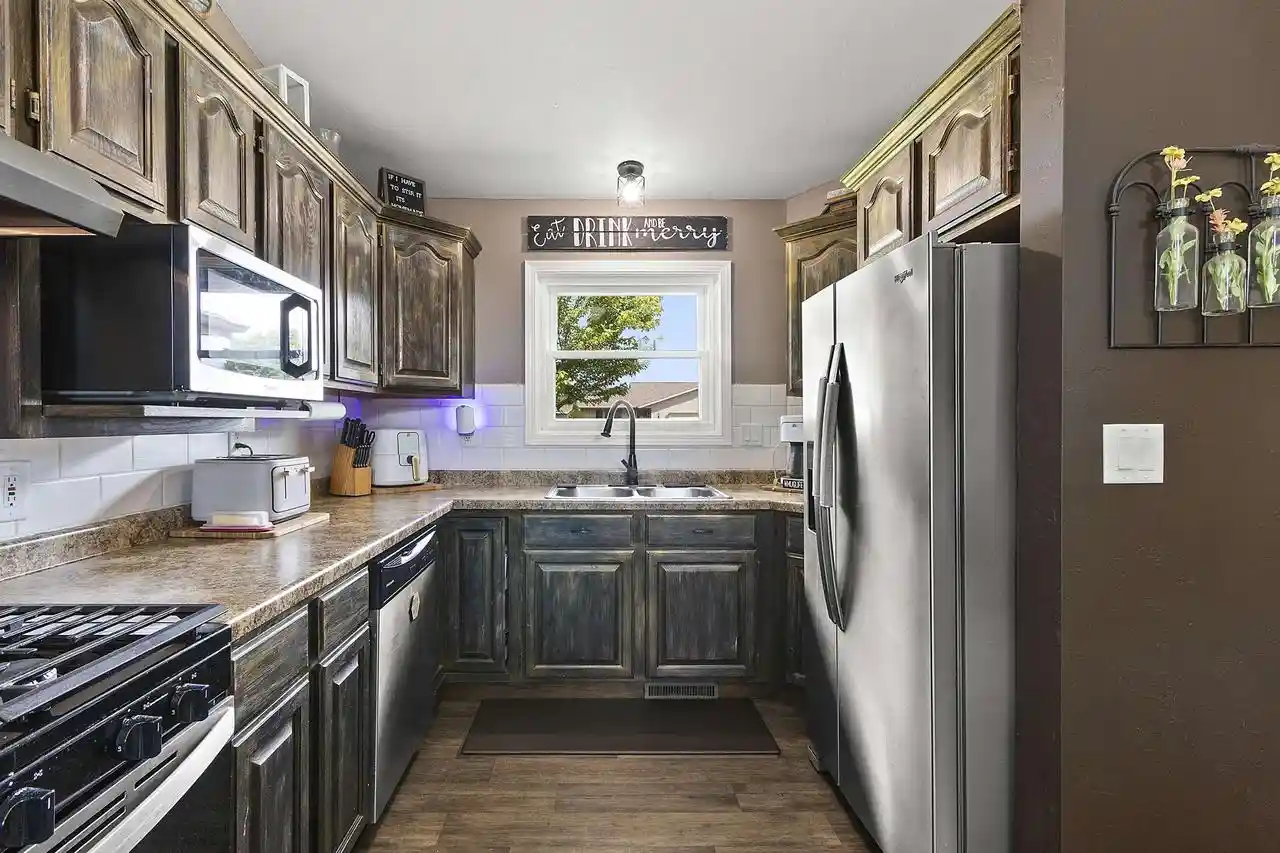 2nd image of 1329 S Franco Court Court #2, De Pere, WI 54115 | MLS# 50327678