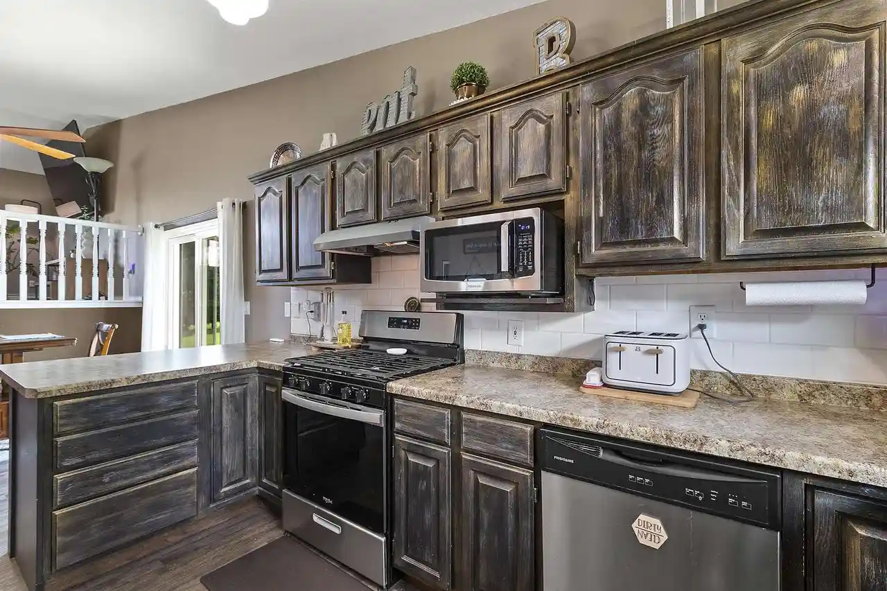 3rd image of 1329 S Franco Court Court #2, De Pere, WI 54115 | MLS# 50327678