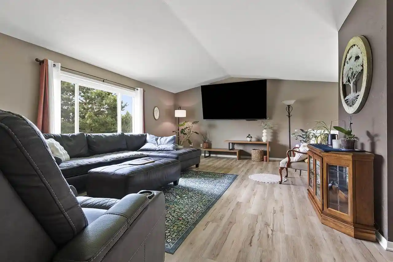 4th image of 1329 S Franco Court Court #2, De Pere, WI 54115 | MLS# 50327678
