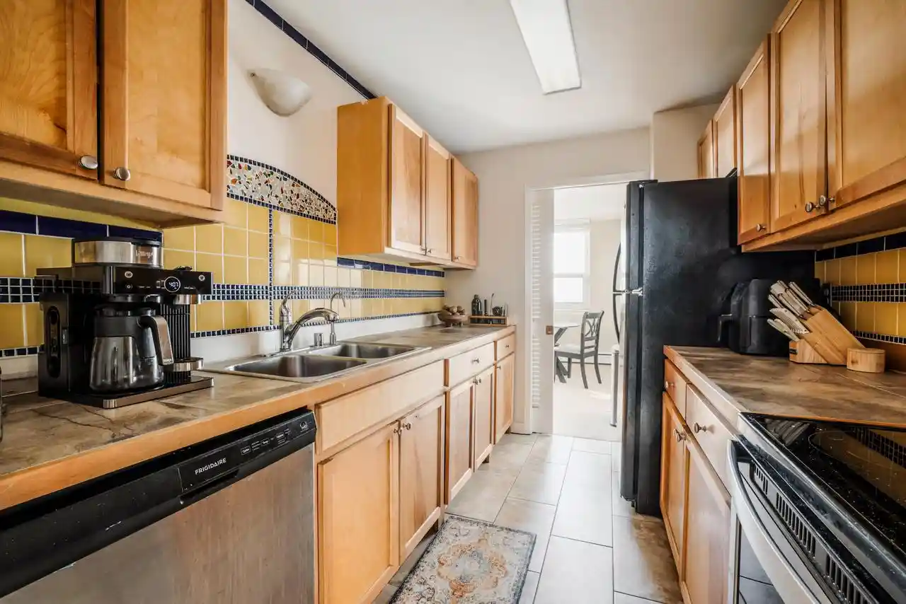 2nd image of 1707 N Prospect Avenue Avenue #11B, Milwaukee, WI 53202 | MLS# 1968025
