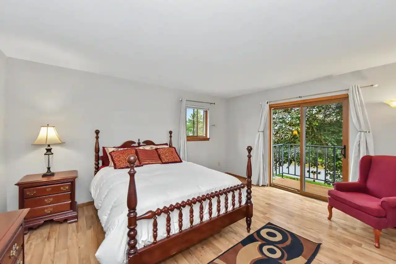 Homes for sale in Germantown, WI | W178n9710 Riversbend Circle W Circle W, Germantown, WI 53022 | MLS# 1968035