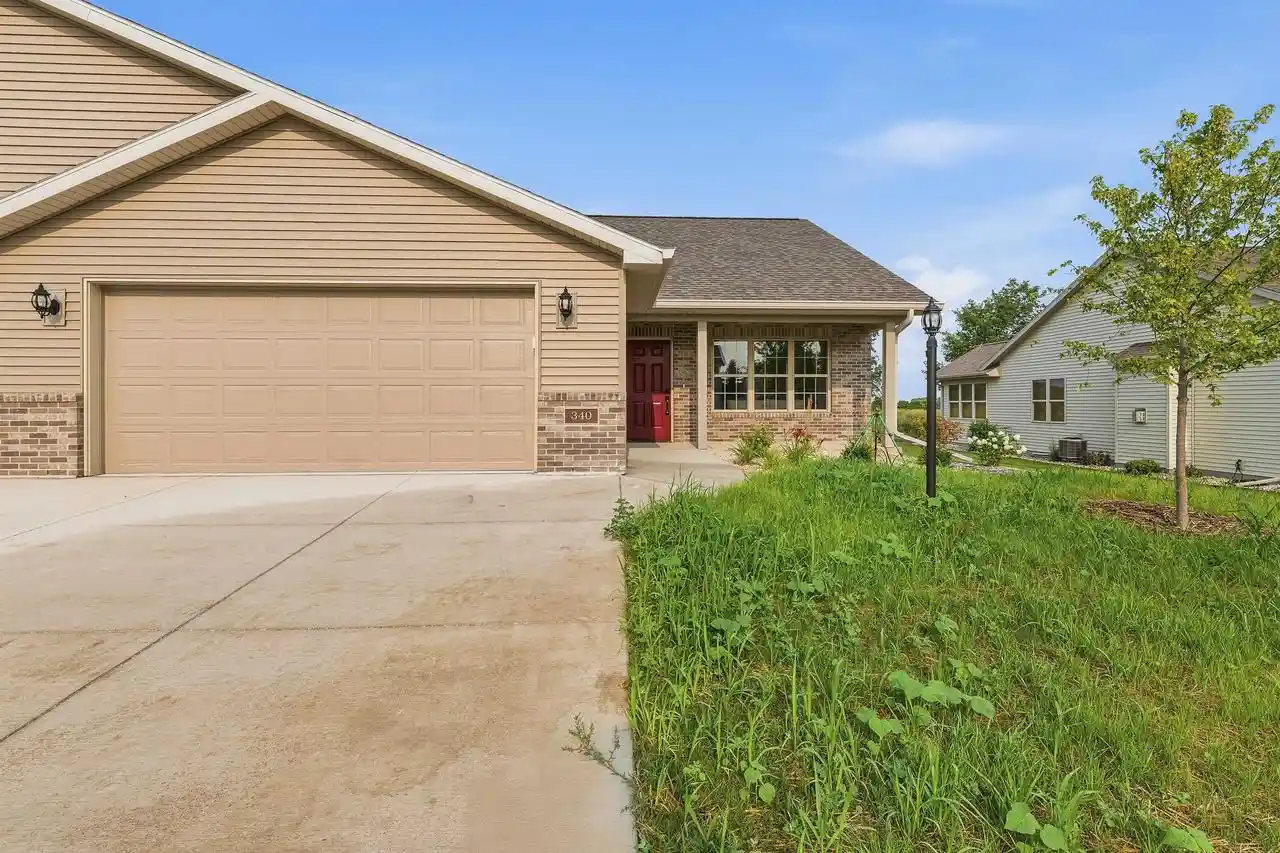 1st image of 340 Twilight Trail Trail, Fond Du Lac, WI 54937 | MLS# 50327705