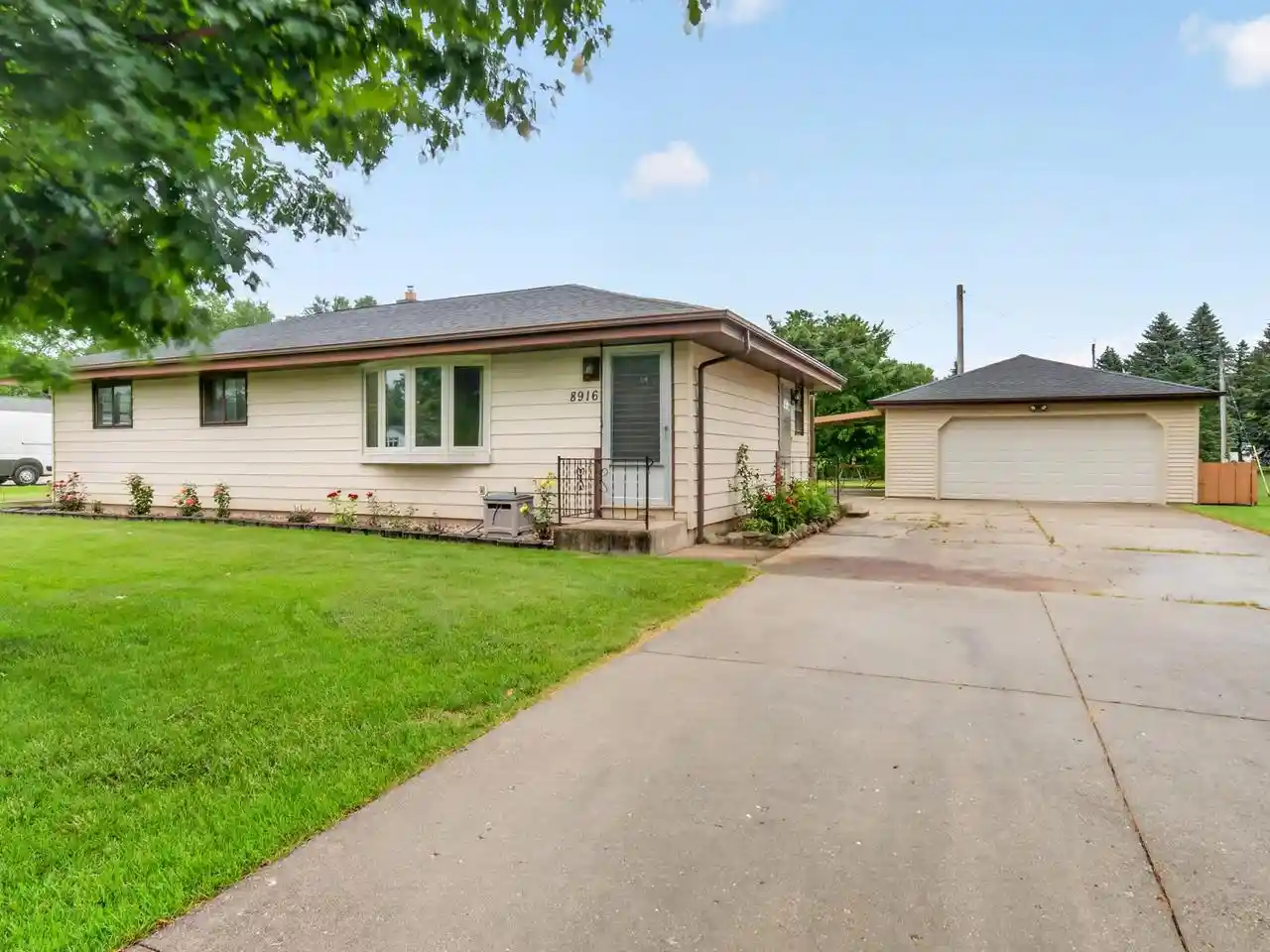 Homes for sale in Franklin, WI | 8916 S 84th Street Street, Franklin, WI 53132 | MLS# 1968043